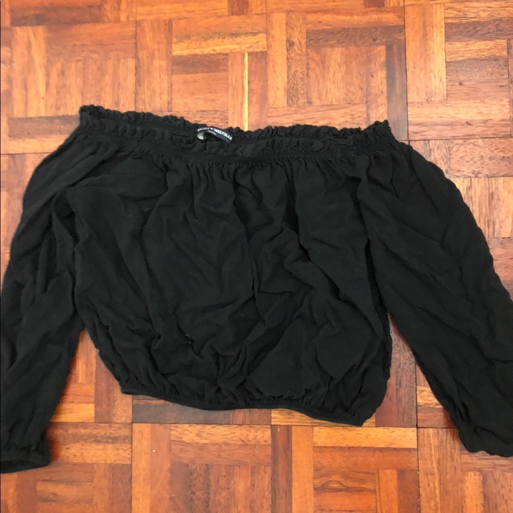 Brandy Melville off shoulder crop top